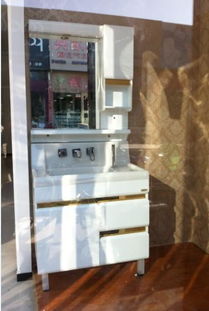 PVC玉石浴室柜131 杭州蕭山思邁爾衛(wèi)浴潔具廠的衛(wèi)生潔具創(chuàng)新